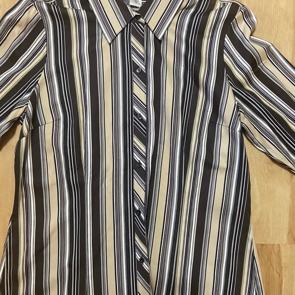 NWT Geoffrey Beene Sport Button Up - Picture 2 of 4